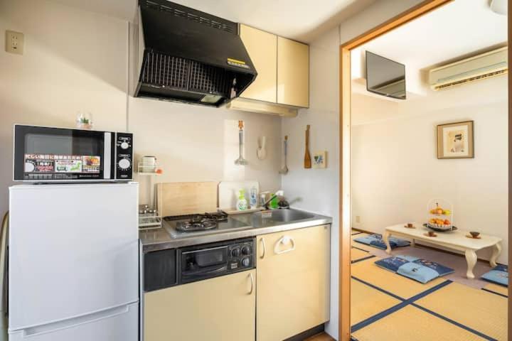 都心の家30 Square Meter King Size Bed With Stepping Rice Токио Экстерьер фото